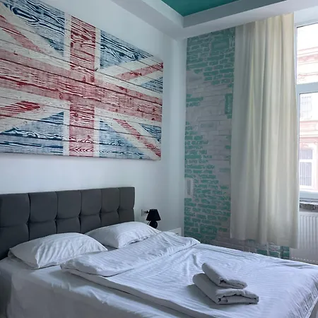 Apartments Zefir On Vynnychenka Lviv Room photo